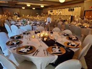 Crossroads Hotel and Huron Event Center