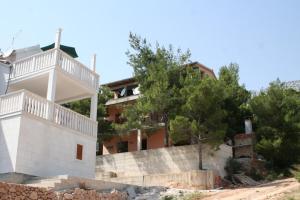 Apartments by the sea Sveta Nedilja, Hvar - 4609