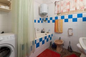 Apartments by the sea Bobovisca na Moru, Brac - 5682