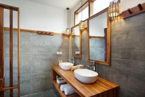 Villa Sakura. Luxury 3 Bedroom Villa.