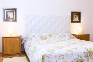 Apartments with a parking space Zadar - 5773