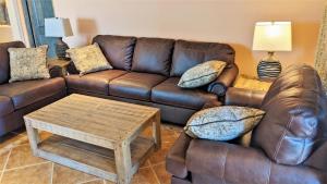 Luxury Condo Bella Sirena 405-C - Unmatched Views Over the Pool to the Sea