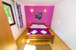 Apartments with parking space Nin, Zadar - 5857