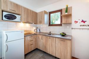 Apartments with parking space Nin, Zadar - 5857