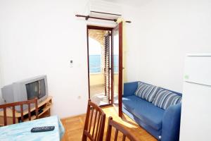 Two-Bedroom Apartment with Terrace and Sea View room in Apartment Kozino 5803b