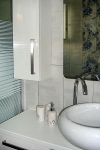 Apartments by the sea Mudri Dolac, Hvar - 5694