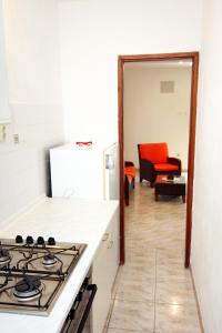 Apartments by the sea Basina, Hvar - 5700