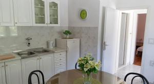 Apartments by the sea Cove Bristova, Hvar - 5716