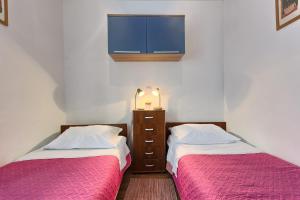 Apartments by the sea Basina, Hvar - 5699