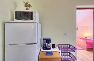 Apartments by the sea Basina, Hvar - 5699