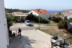 Apartments with a parking space Hvar - 5701