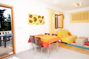 Apartments with parking space Sabunike, Zadar - 5745