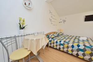 Apartments with parking spaces Bibinje, Zadar - 5761