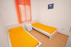 Family-friendly apartments with swimming pool Zadar - Diklo, Zadar - 5774