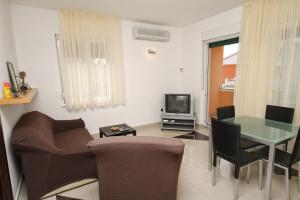 Two-Bedroom Apartment with Terrace and Sea View room in Apartment Zadar - Diklo 5774d