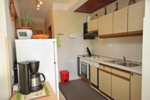 Apartments by the sea Biograd na Moru, Biograd - 5744