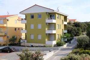 Apartments by the sea Kozino, Zadar - 5755 