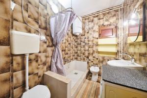 Apartments with a parking space Umag - 7735