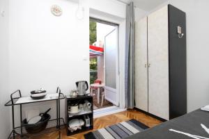 Apartments and rooms with parking space Korcula - 4399