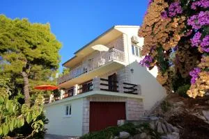 Apartments by the sea Brna, Korcula - 4478 - Smokvica