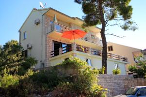 Apartments by the sea Brna, Korcula - 4478