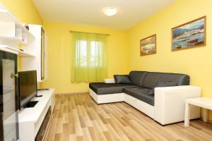 Apartments by the sea Lumbarda, Korcula - 4393