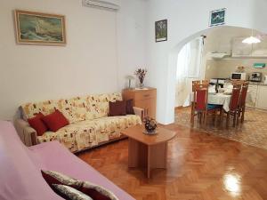 Holiday house with a parking space Zadar - 11795