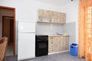 Apartments by the sea Bibinje, Zadar - 5780