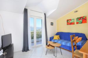 Apartments by the sea Arbanija, Ciovo - 4320