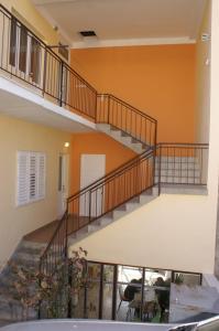 Apartments by the sea Podgora, Makarska - 4332