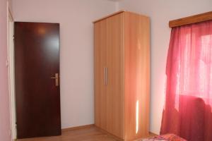 Apartments by the sea Brna, Korcula - 4415