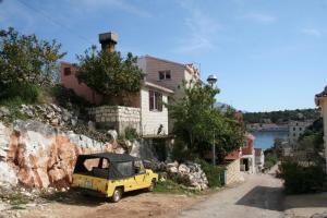 Apartments by the sea Racisce, Korcula - 4359