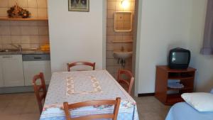 Apartments by the sea Korcula - 4451