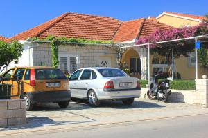 Apartments with a parking space Orebic, Peljesac - 4580