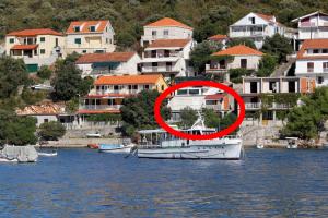 Apartments by the sea Brna, Korcula - 4425