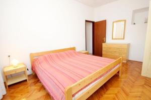 Apartments by the sea Kneza, Korcula - 4371