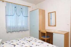 Apartments by the sea Korcula - 4367