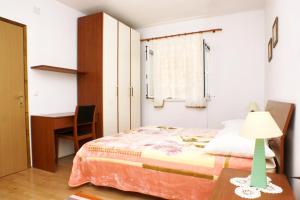 Apartments by the sea Korcula - 4367