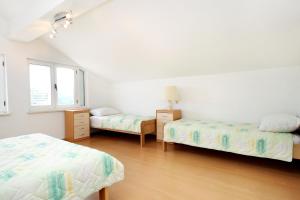 Apartments with parking space Korcula - 4433