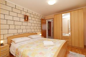 Apartment Brna 4463b