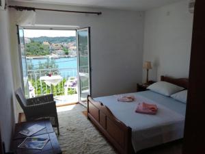 Apartments by the sea Lumbarda, Korcula - 4369
