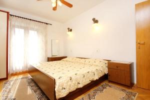 Studio with Balcony and Sea View room in Apartments and rooms by the sea Racisce Korcula - 4341