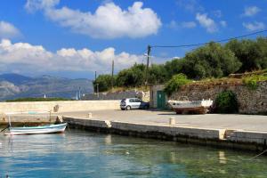 Apartments by the sea Lumbarda, Korcula - 4378