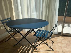 Charmant studio climatisé en rez-de-jardin, proche plage, avec garage privé à Cavalaire-sur-Mer - FR-1-226B-116