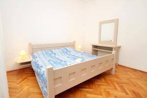 Apartments by the sea Lumbarda, Korcula - 4378