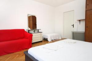 Apartments and rooms with parking space Korcula - 4399