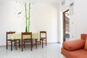 Apartments with a parking space Lumbarda, Korcula - 4418