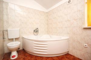 Apartments by the sea Cove Vrbovica bay - Vrbovica (Korcula) - 4452