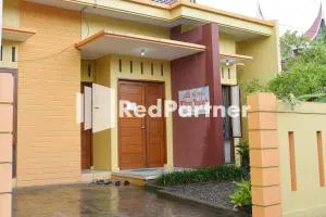 Homestay Rumah Citra Indah Syariah Mitra RedDoorz - 武吉丁宜