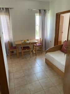 Apartments with parking space Orebic, Peljesac - 4501